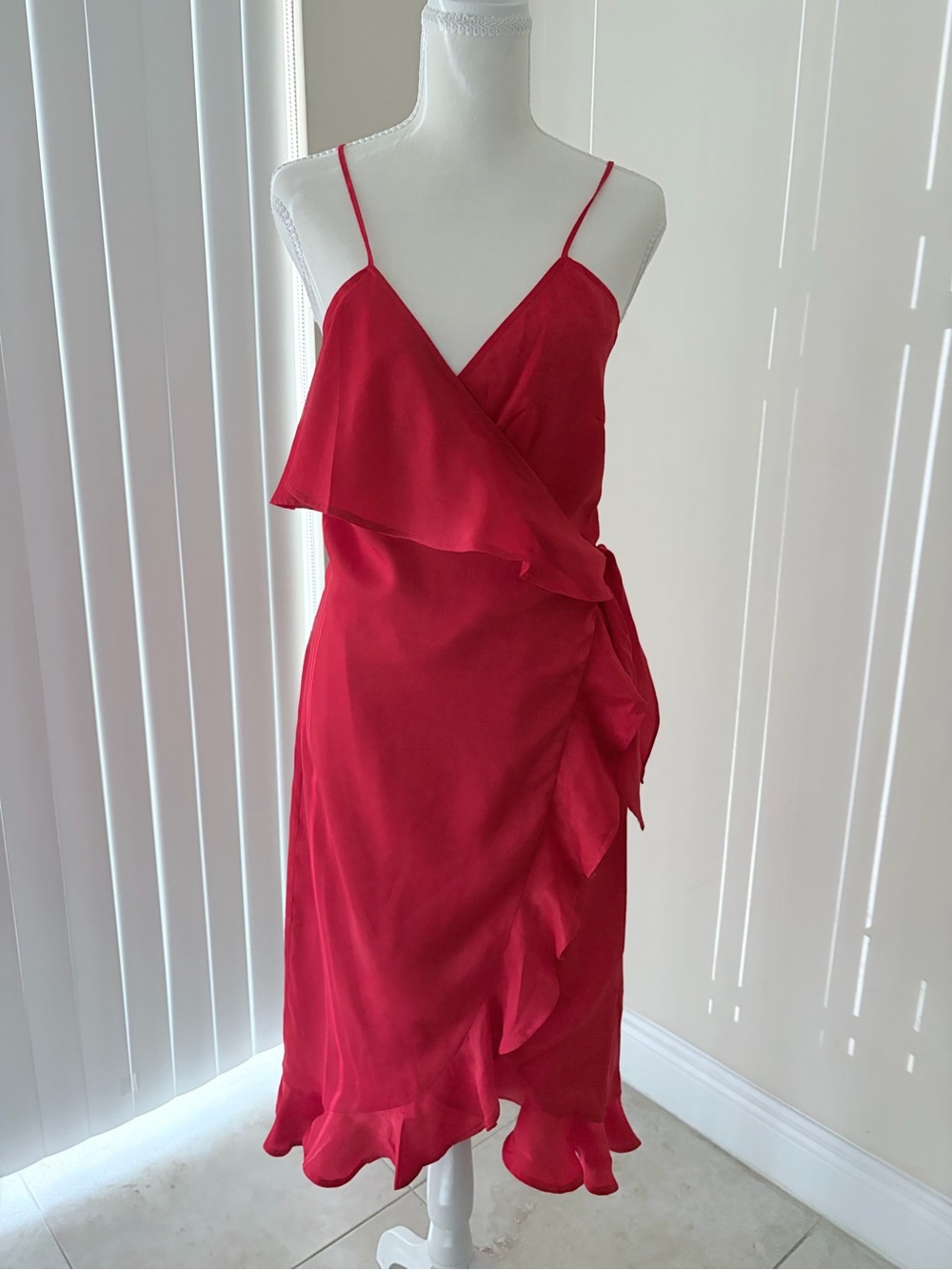Donna Mizani Revolve Red Kate Ruffle Midi Dress Size S NWT